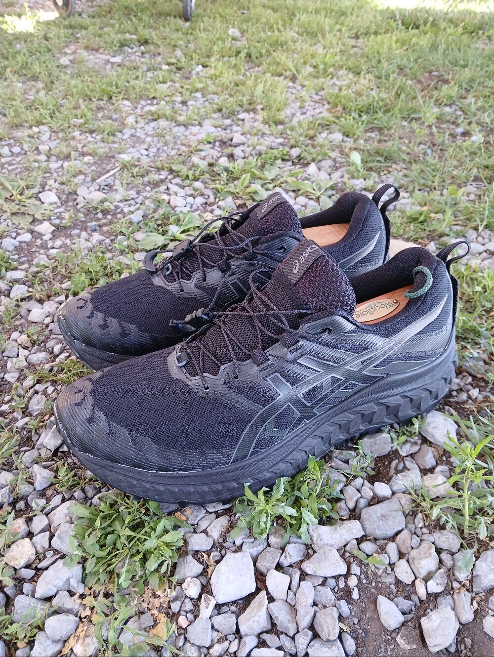 Asics Trabuco Max Trail Running/Athletic Lifestyle Shoes Size 11.5 for Men